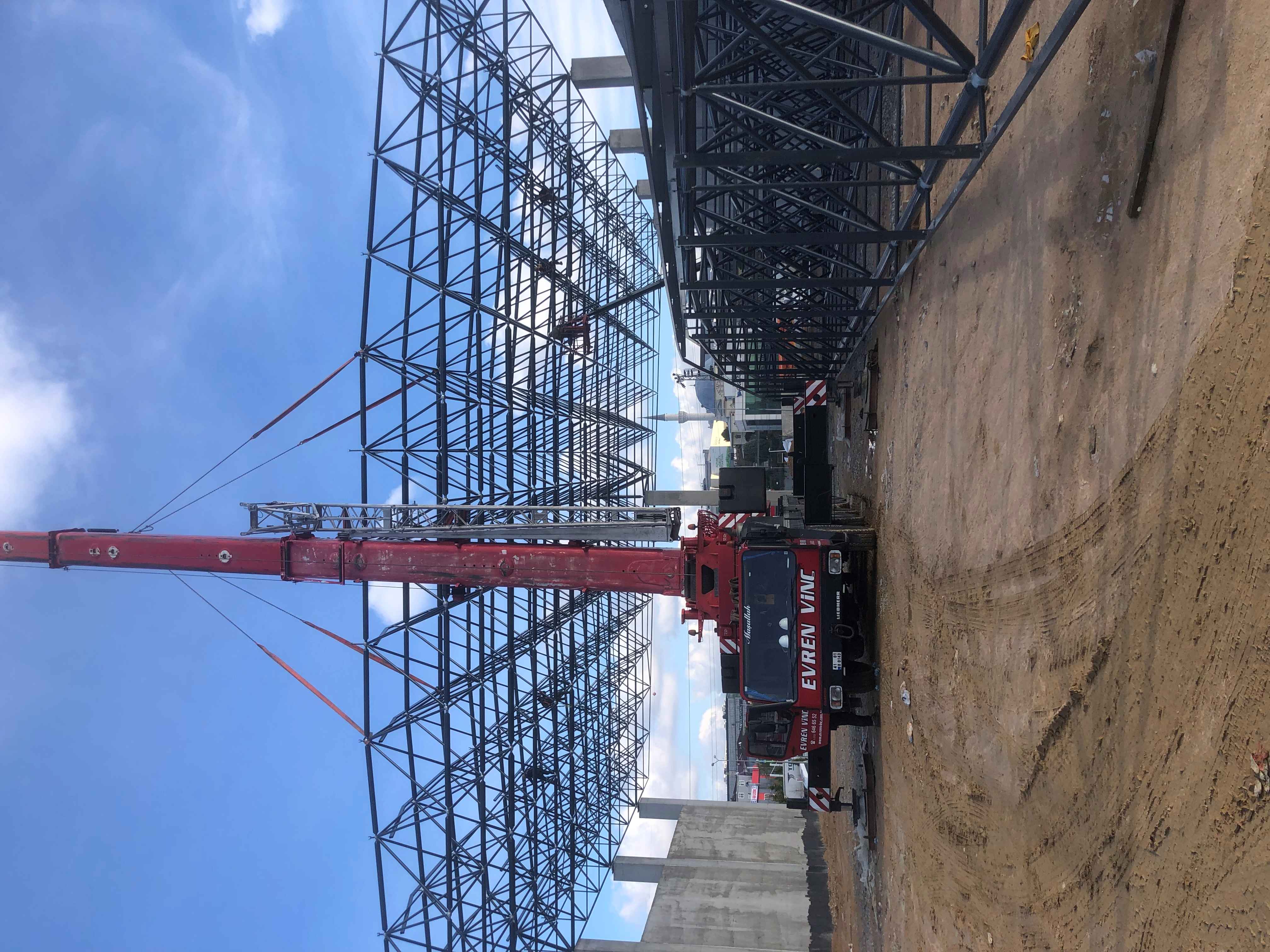 Uzay çatı imalatı ve montajı yapılması